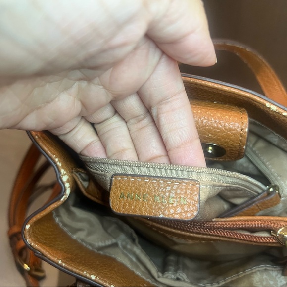 Anne Klein Tan and Cream Crossbody Bag - Picture 4 of 4